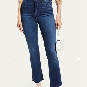 Mother hustler flood fray